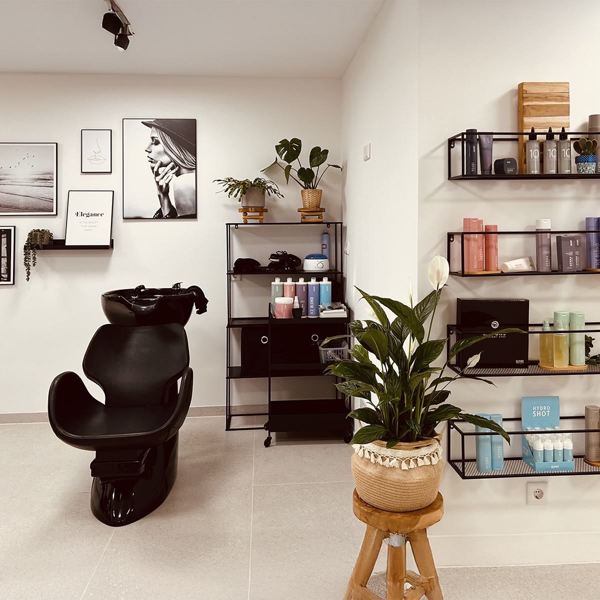 Professionelles Friseur-Studio in Düsseldorf: Ihr Experte für Styling und Hochzeitsfrisuren